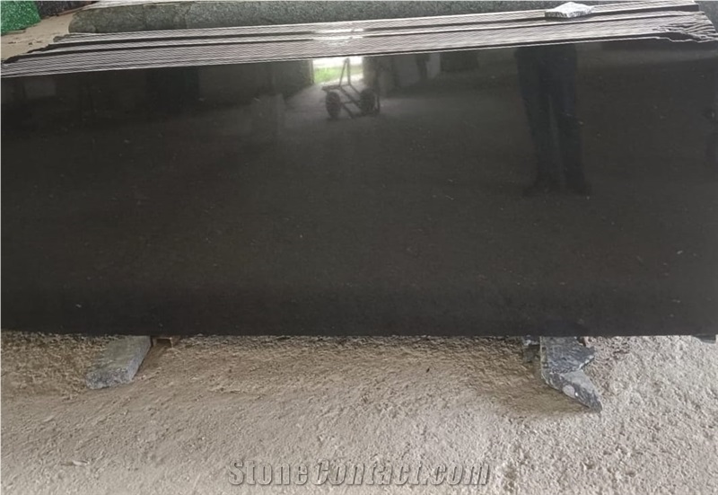Ash Black Granite Slabs