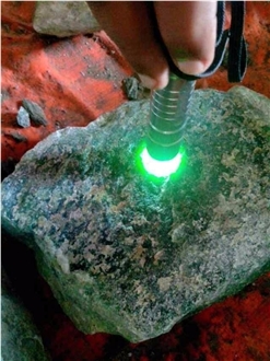 Nephrite Jade Stone Boulders