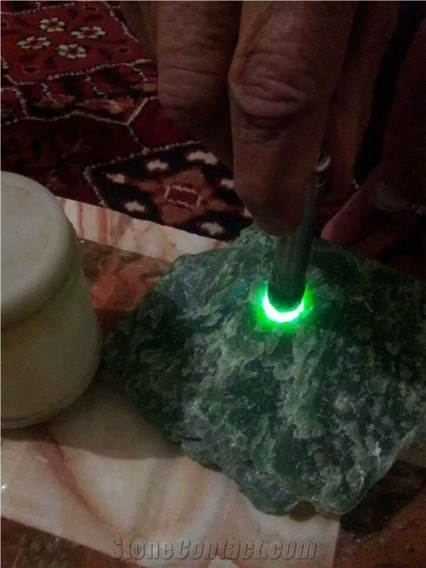 Nephrite Jade Stone Boulders