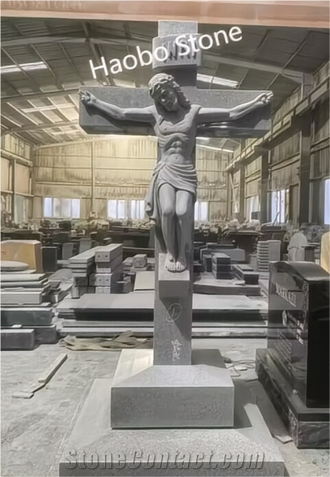 Carrara White Marble Jesus Sculpture Celtic  Headstone