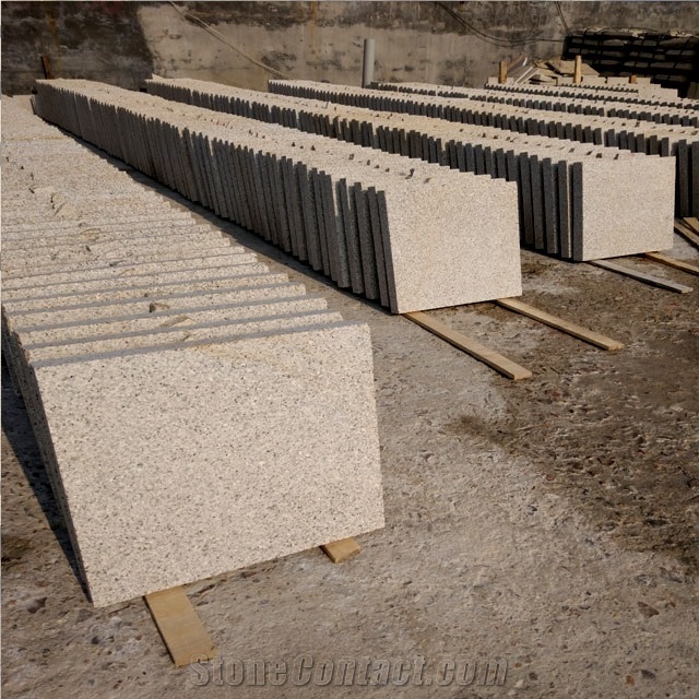 Yellow Rust Granite Slabs
