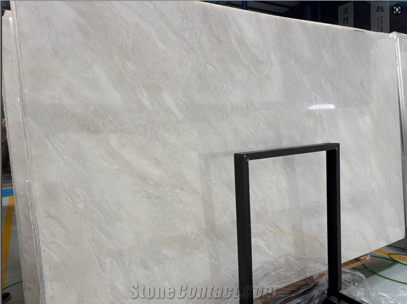 Bianco Rhino Marble Slabs