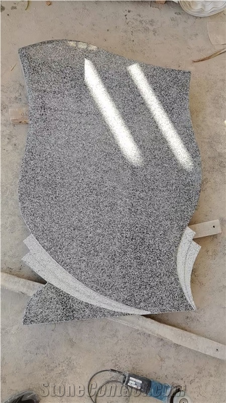 Black Granite Gravestone With Simple Curved Finish Euro Style