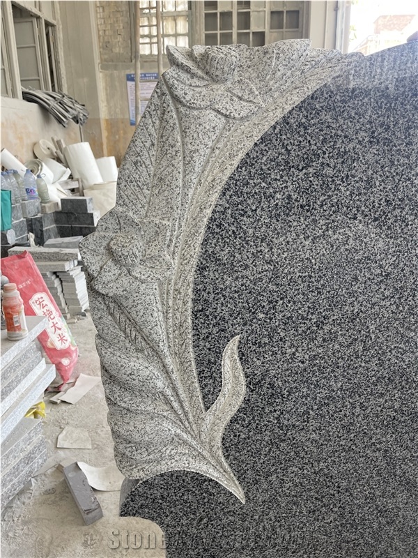 China Dark Gray Granite Headstone With Lily Flower Carving