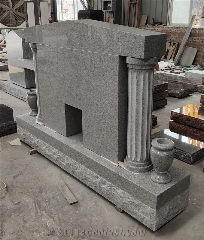China Elegant Grey Granite Headstone With Fluted Side Columns