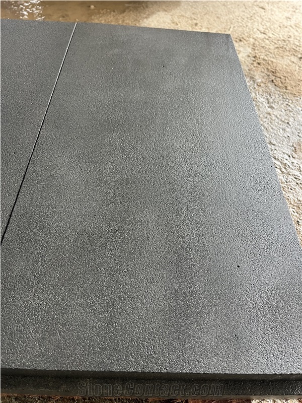 Hainan Black Basalt Pool Coping Tiles