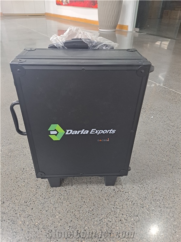 Aluminum Case With Pull Rod And Wheels