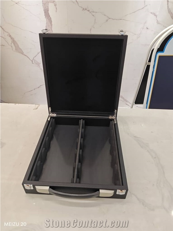 Black Hand-Carried Display Box