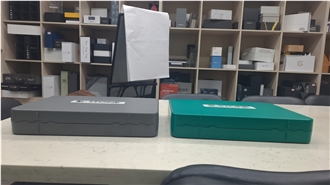 Portable Sample Display Case With Info Panel