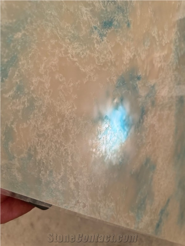 High Quality Translucent Quartz Slabs