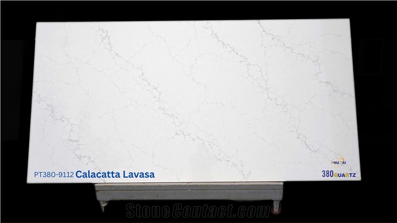 Calacatta Lavasa Quartz Slabs