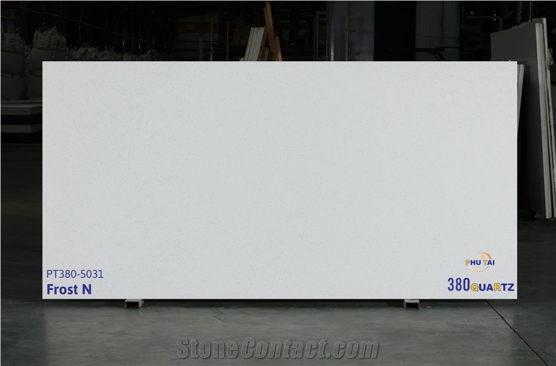 Frost N Quartz Slabs