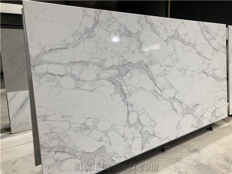 Calassic Engineered Calacatta Quartz Slabs Jumbo Size