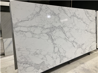 Calassic Engineered Calacatta Quartz Slabs Jumbo Size