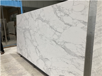 Calassic Engineered Calacatta Quartz Slabs Jumbo Size