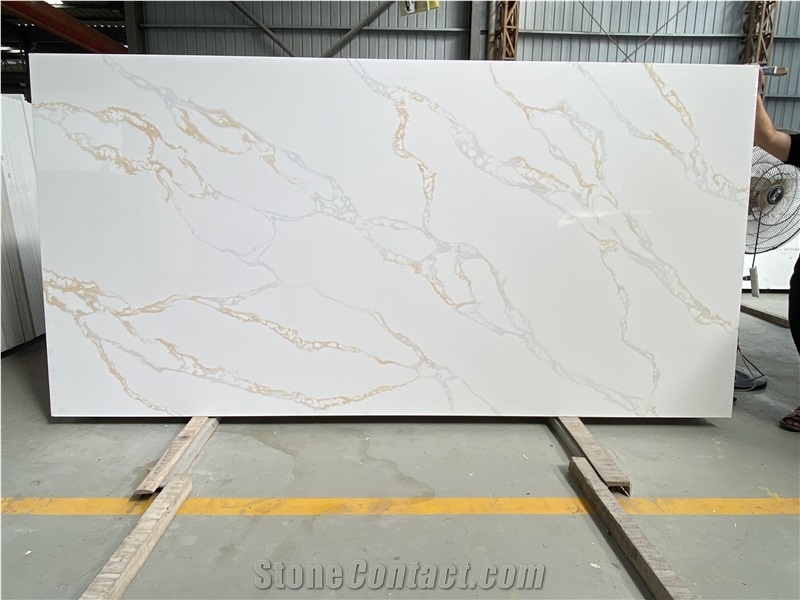 Premium Calacatta Gold Quartz Slabs 20 Mm