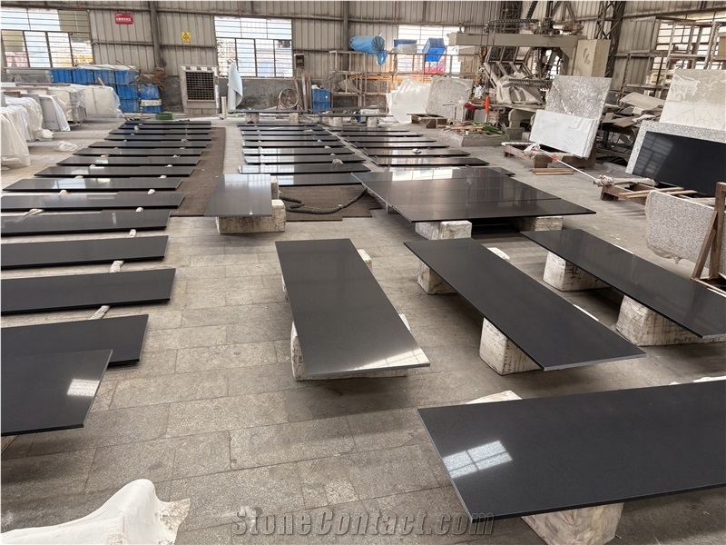 Pure Black Quartz Slab For Worktops Engineered Stone Tiles