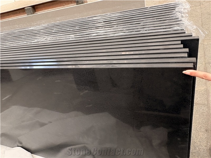 Pure Black Quartz Slab For Worktops Engineered Stone Tiles