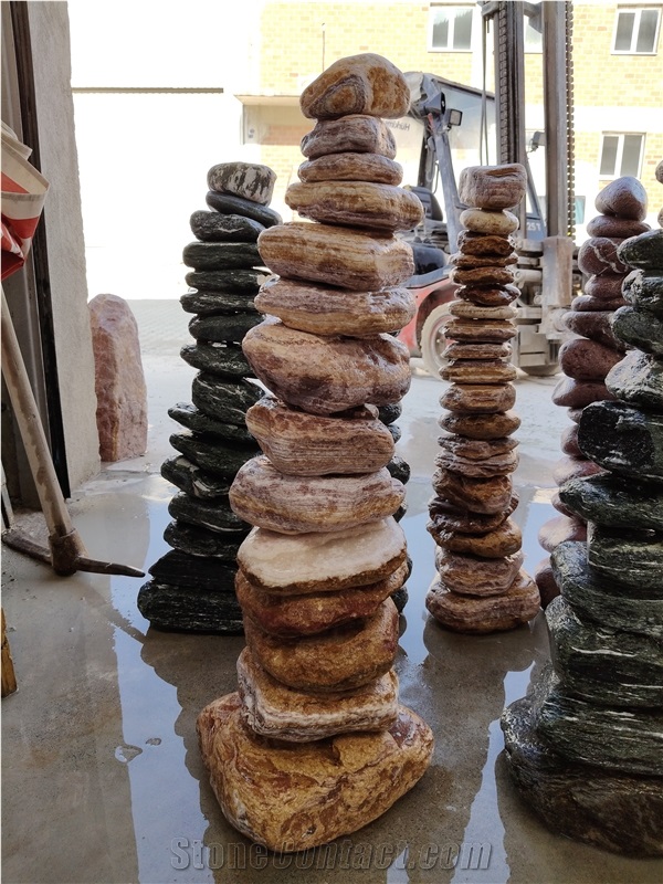 Green Marble Pebble Tower Garden Design Ornament