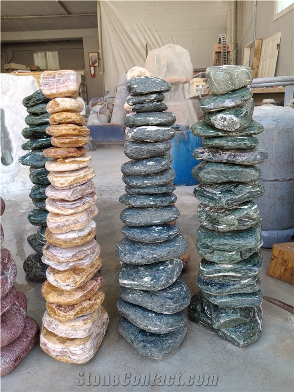 Green Marble Pebble Tower Garden Design Ornament
