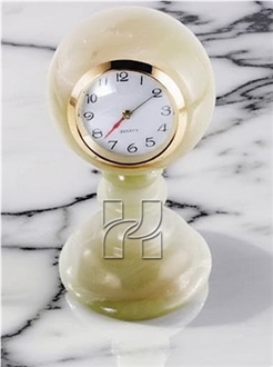Green Onyx Pedestal Sphere Shape Mantel Clock Handicraft