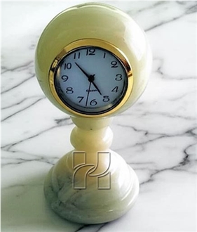 Green Onyx Pedestal Sphere Shape Mantel Clock Handicraft
