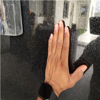 Polished India Absolute Black Granite Slabs