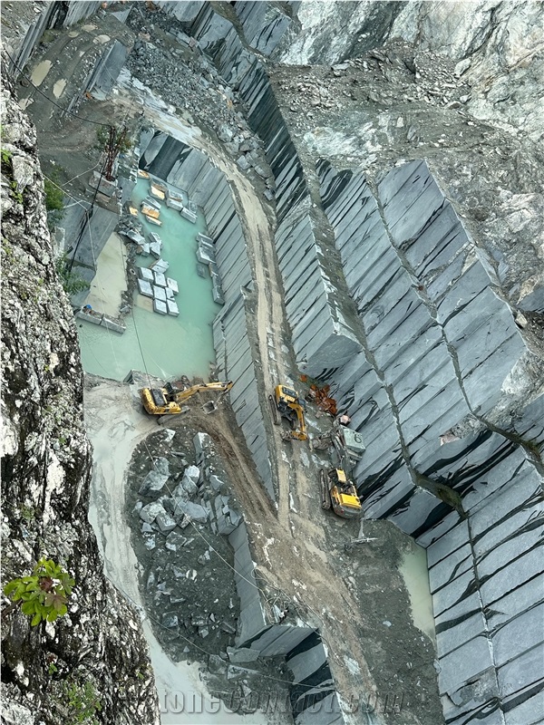 Indian Imperial Green Marble Blocks