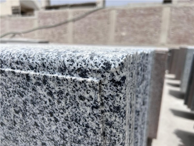 New Halayeb Granite Polished Slabs
