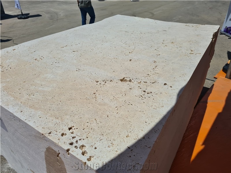 Light Travertine Blocks