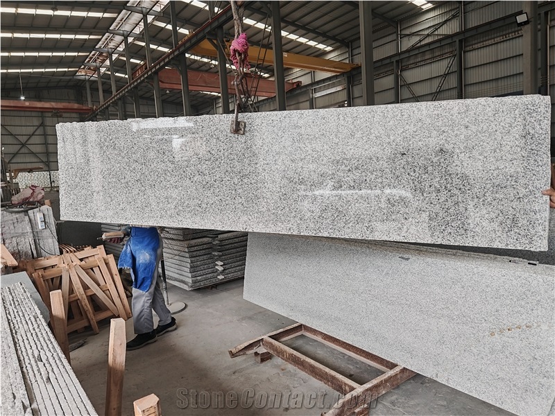 China Polished Ivory White Granite Slabs