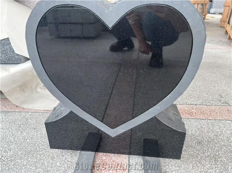 Black Granite Heart Tombstone Western Style