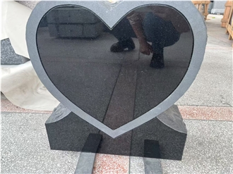 Black Granite Heart Tombstone Western Style