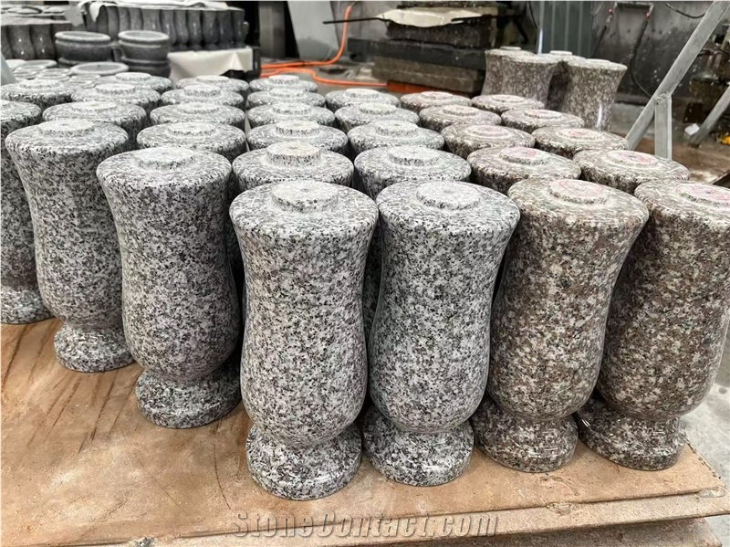 Customized Granite Memorial Vases Monumental Accessories