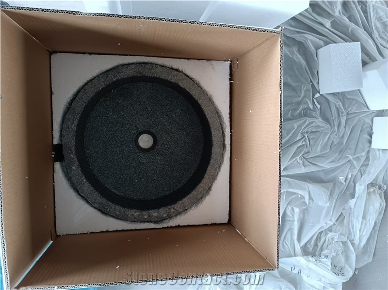 G654 Padang Dark Wash Basin Natural Edges