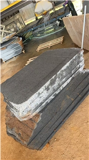Lava Stone Random Flagstone Pavers