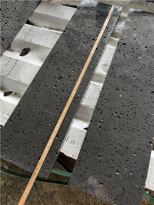 Lava Stone Random Flagstone Pavers