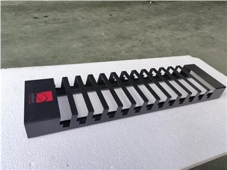 Hollowed - Out Grid Rack