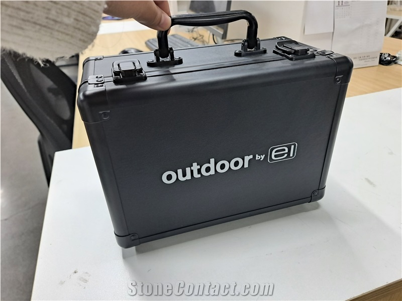 Multi-Compartment Aluminum Carrying Case