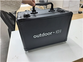 Multi-Compartment Aluminum Carrying Case