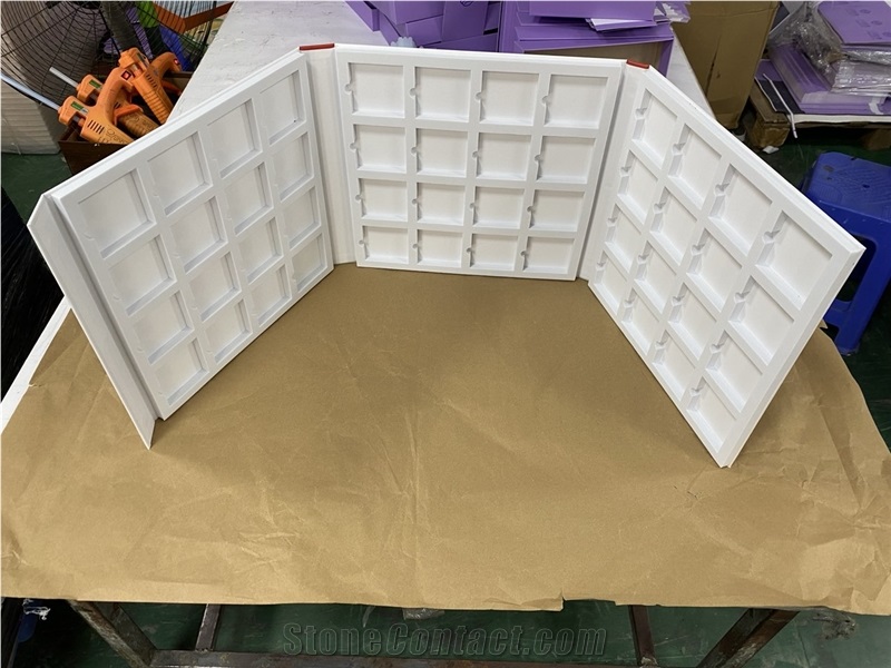 Tri - Fold Grid - Display Sample Portfolio