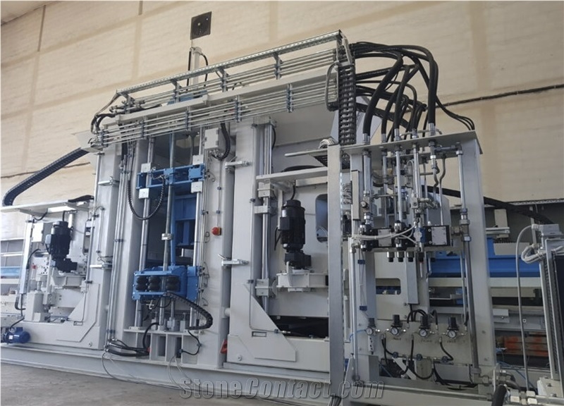SWEDISH SUMAB R-1000 Stationary Block Making Machine