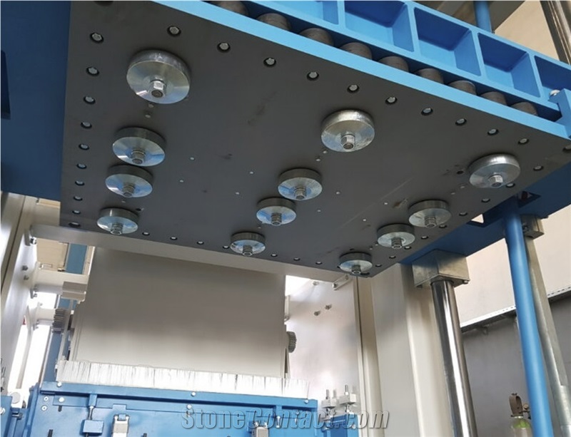SWEDISH SUMAB R-1000 Stationary Block Making Machine