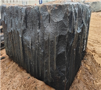 G20 Bengal Black Rough Granite Blocks