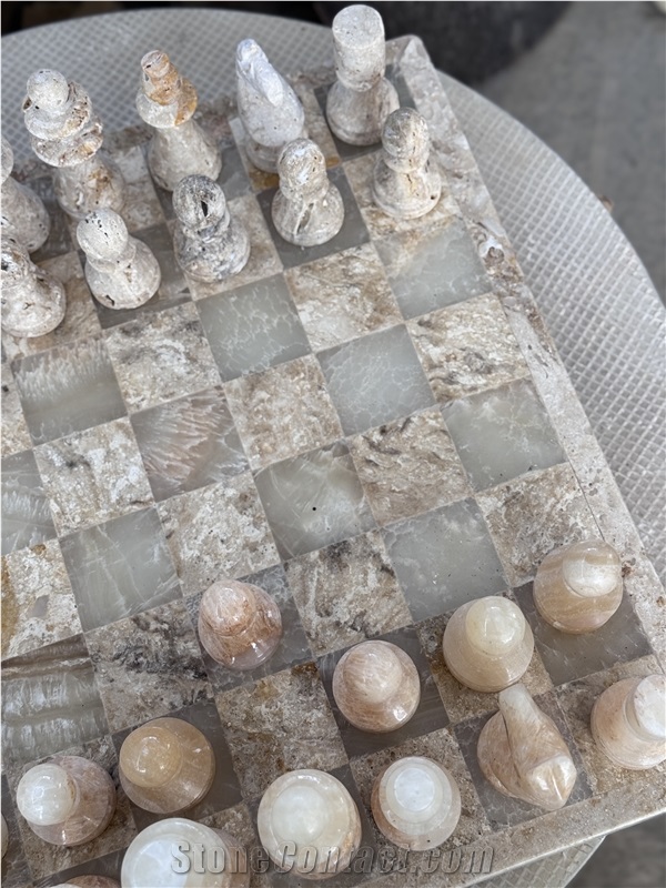 Onyx Chessboard Set