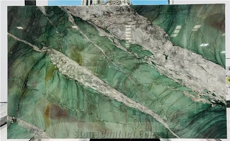 Fuchsite Crystal Quartzite Slabs For High-End Decoration