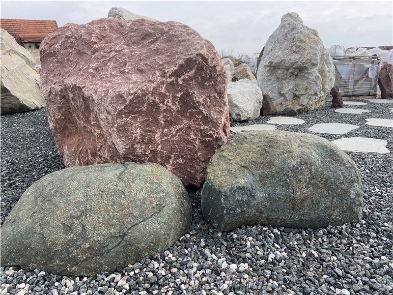 Red Crushed Stone Gravels