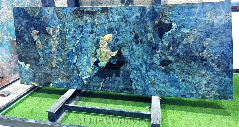Blue Emerald Granite Big Slabs