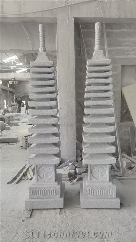 G603 Granite Pagoda Garden Lantern