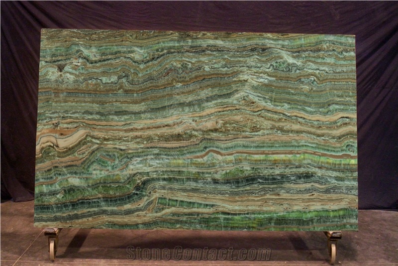 Onice Smeraldo Slab